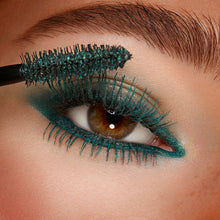 Load image into Gallery viewer, Kiko Smart Colour Mascara 08"Jungle Green"