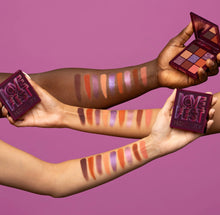 Load image into Gallery viewer, Huda Beauty Lovefest Obsessions Eyeshadow Palette