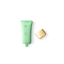 Load image into Gallery viewer, Kiko Charming Escape Watery Blurring Primer