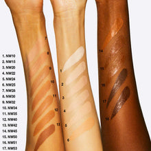 Load image into Gallery viewer, MAC Studio Fix 24-hour Smooth Wear Concealer NW30